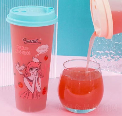 ���ט����b��֭�Ʒ�W�t�����ݮ֭�ļ����630ml